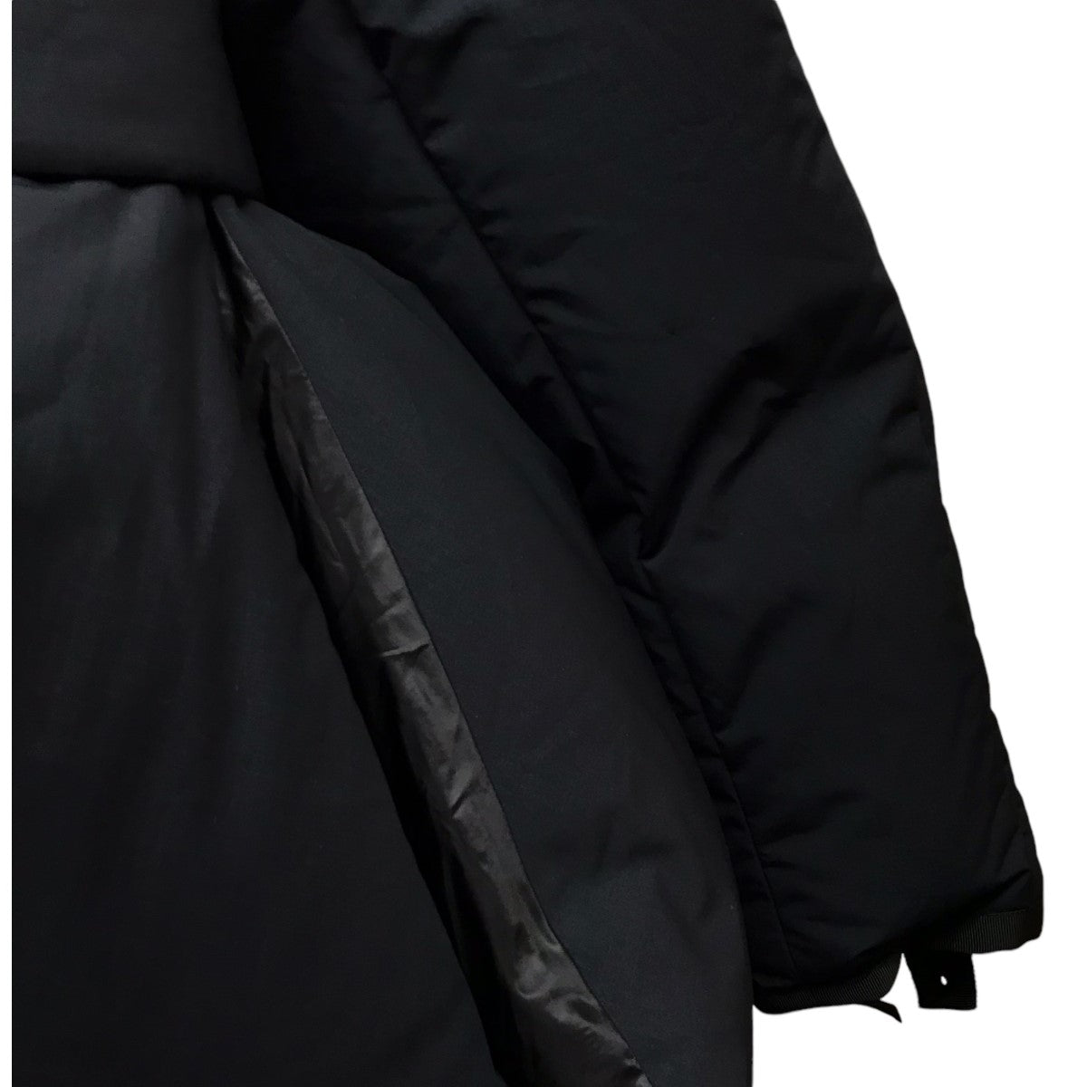24AW「Belt Hood Puffer Padding」ベルトフードパファージャケット