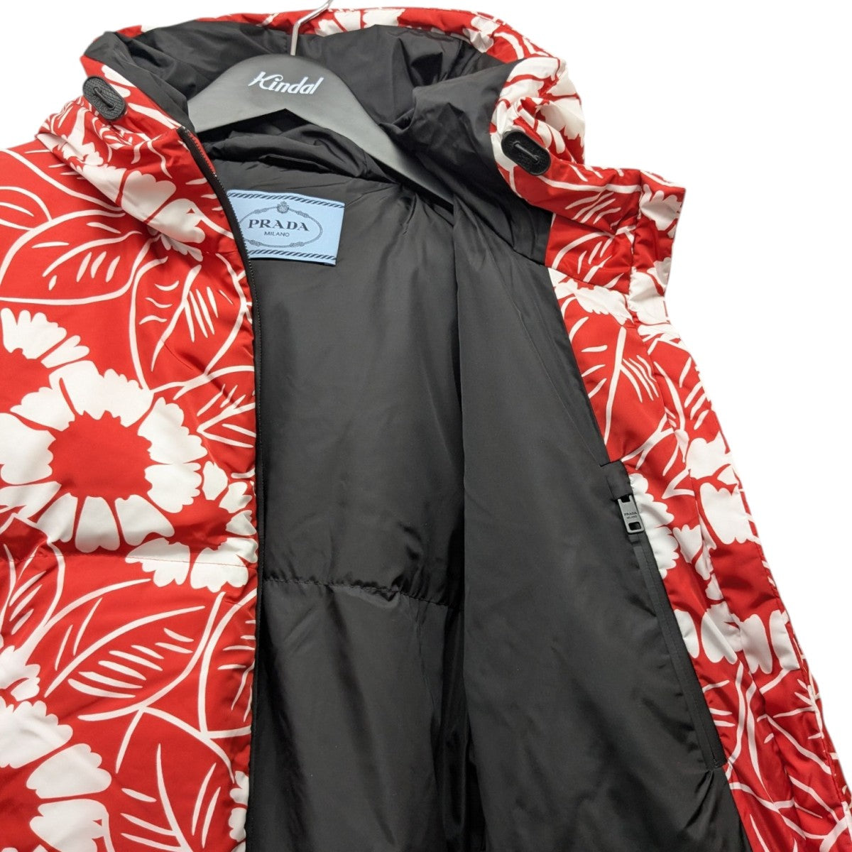 PRADA(プラダ) フローラルクロップドダウンジャケット29M698 29M698