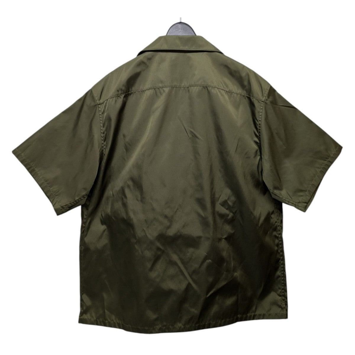 PRADA 半袖 Re-Nylon シャツ 古着・中古-2枚目のアイテム画像