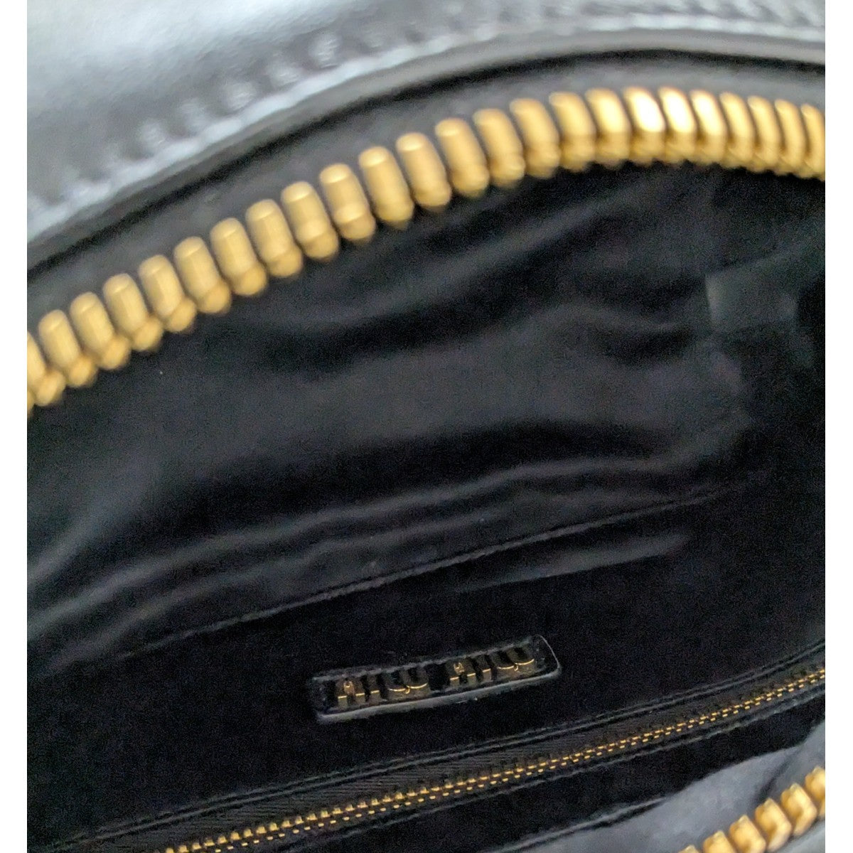 ⭐️未使用⭐️MIU MIU バッグ　5BA289 RFID MIU MIU(ミュウミュウ) アルカディレザーバッグ ラージ 製造番号