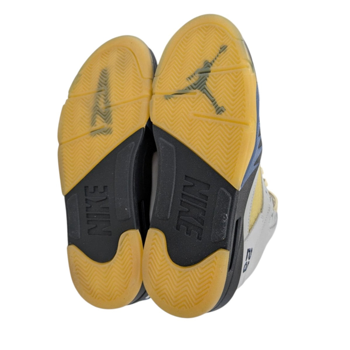 WMNS AIR JORDAN 5 RETRO SPハイカットスニーカーFZ5758-004