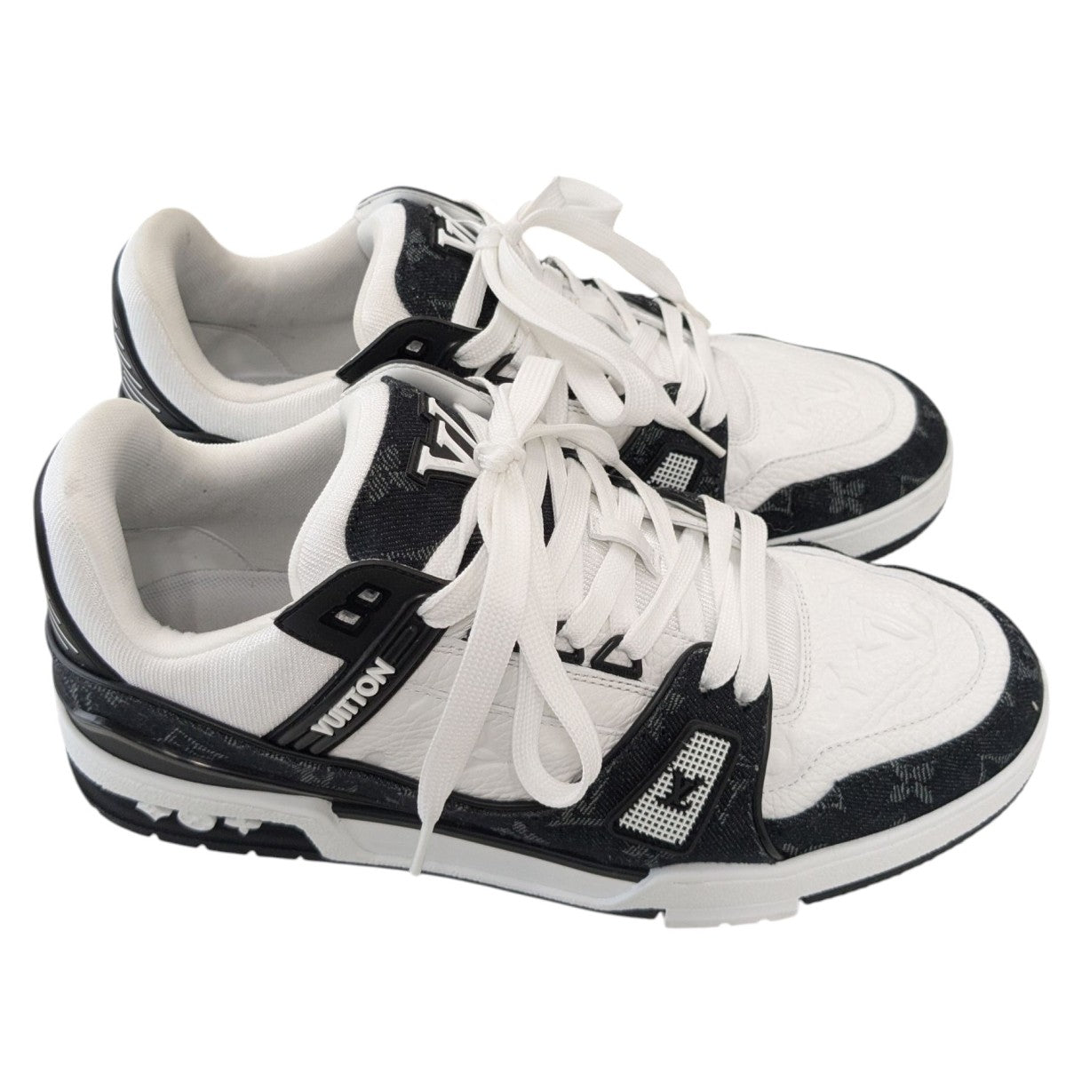LOUIS VUITTON(ルイヴィトン) LVトレーナースニーカー 1A9JG9