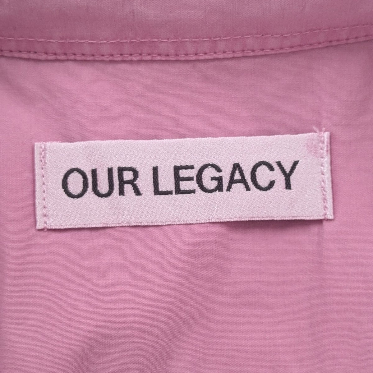 OUR LEGACY SHIRTピンク色のシャツ 44/S Our Legacy - Borrowed BD Shirt in Brat Pink Oxford