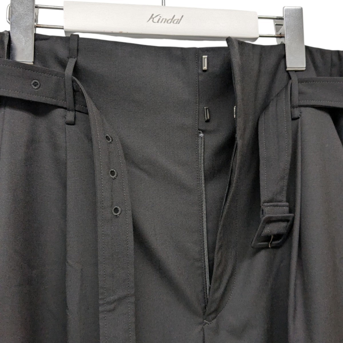 25ss オーラリー AURALEE TWO-TUCK SLACKS LIGHT WOOL MAX GABARDINE TWO-TUCK SLACKS - AURALEE Official