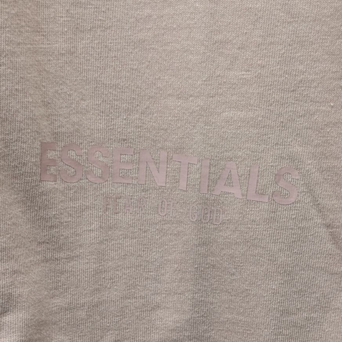 ESSENTIALS FEAR OF GOD リフレクターロゴTシャツ 古着・中古-5枚目のアイテム画像