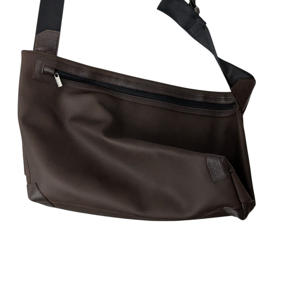 ISSEY MIYAKE MEN(イッセイミヤケ) メッセンジャーバッグ