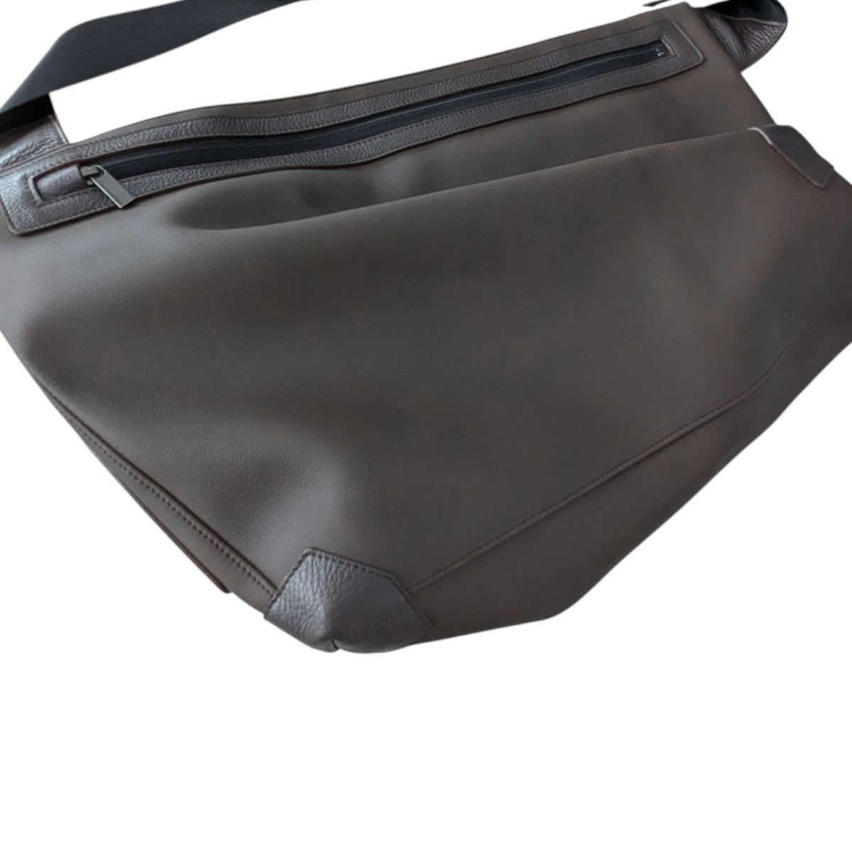 【希少】　ISSEY MIYAKE MEN メッセンジャーバッグ BAO BAO ISSEY MIYAKEメンズラインが伊勢丹メンズ館に期間限定