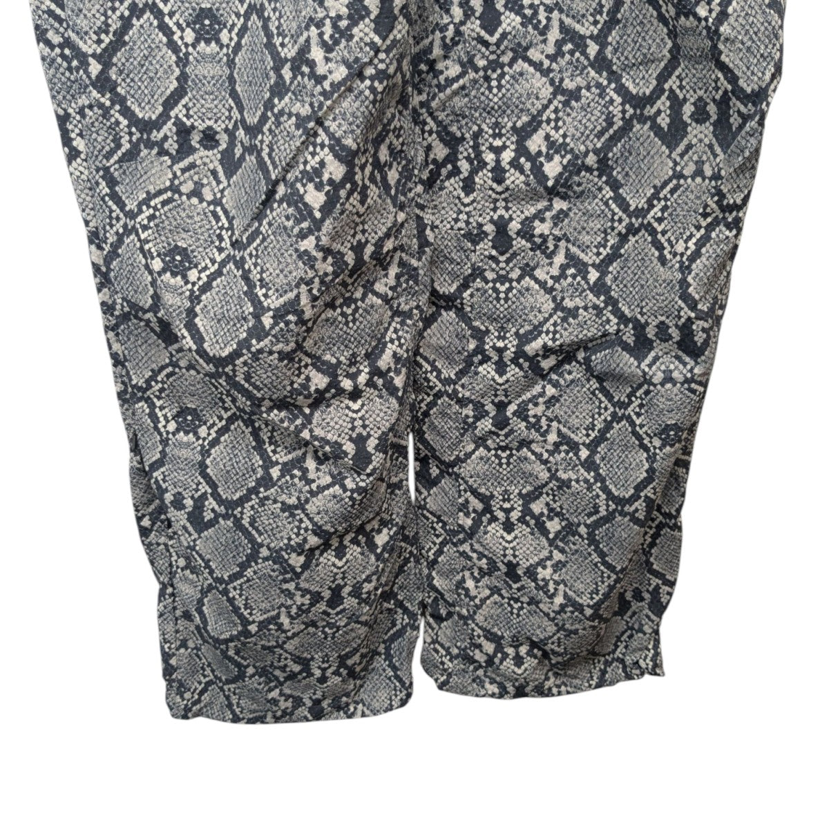 Snake Print Nylon Open Hem Pantsスネイクプリントナイロンオープンヘムパンツ