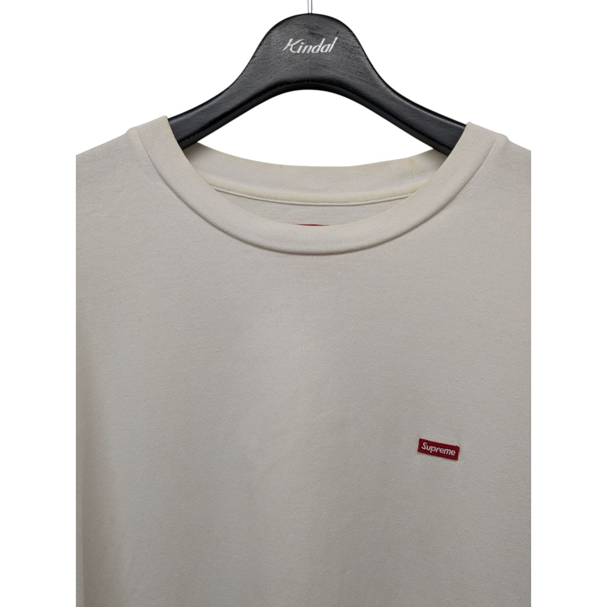 「Small Box L／S Tee」スモールBOXロゴロングTシャツ