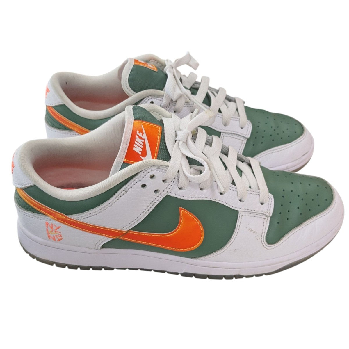 「DUNK LOW NY vs NY」スニーカー