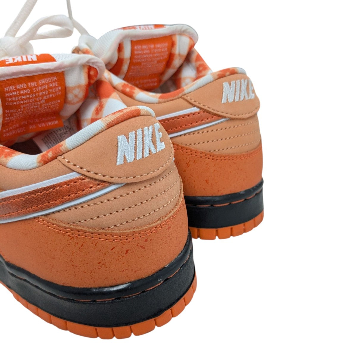 「NIKE SB DUNK LOW OG QS Orange Lobster」スニーカー