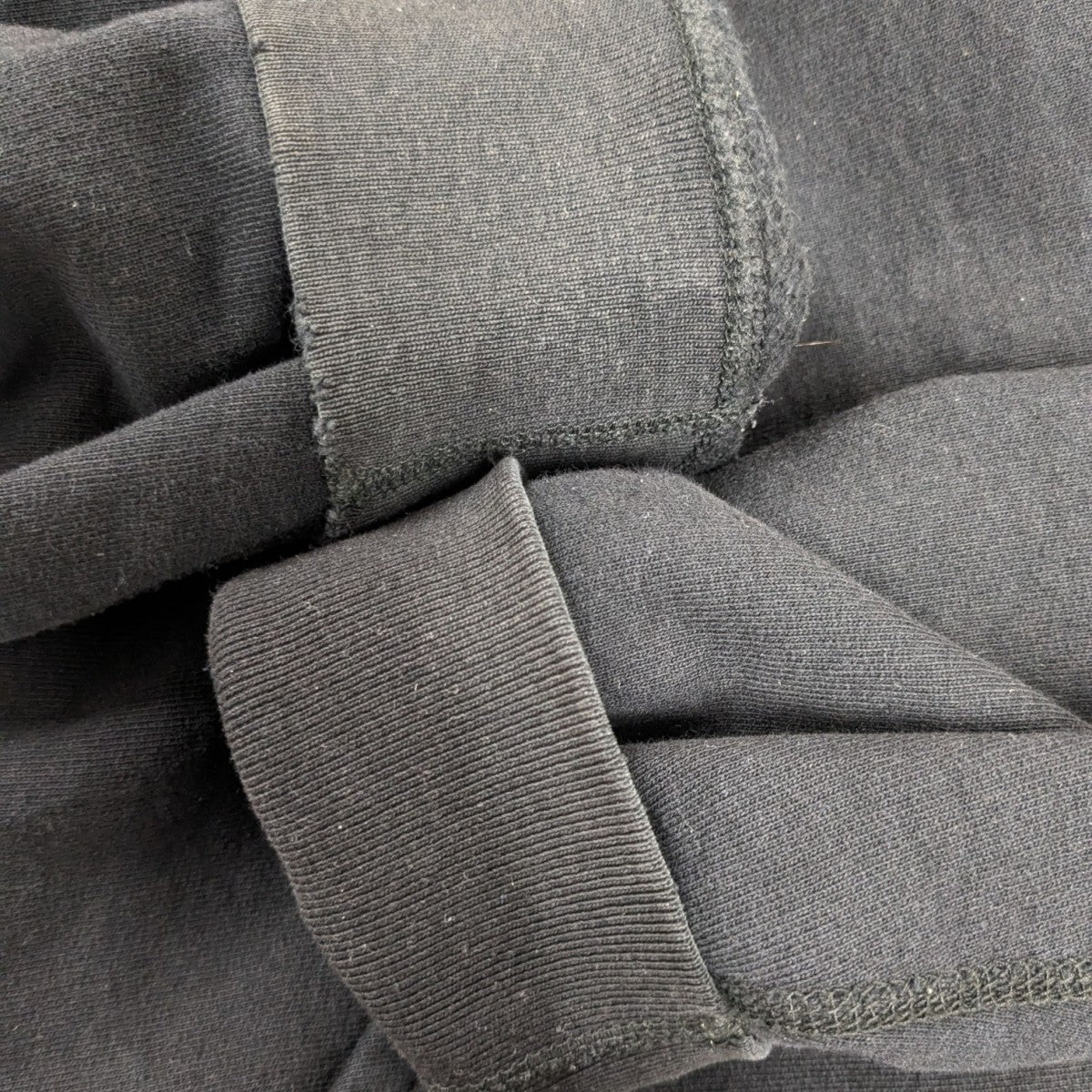 Motion Logo Hooded Sweatshirt．モーションロゴプルオーバーパーカー
