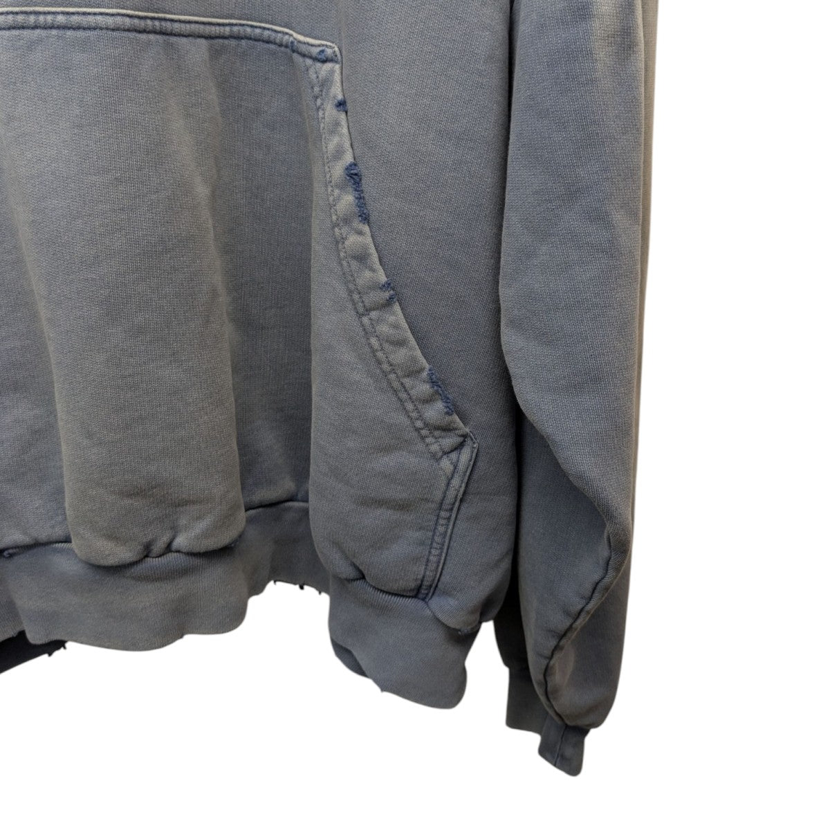 BALENCIAGA(バレンシアガ) パーカー サイズ3 ユニセックス - 761458 TPVD6 ダークネイビー 長袖/BE KIND ROUND HOODIE/UNISEX/ダメージ加工/プルオーバー コットン 8083000194766_2.jpg?v=