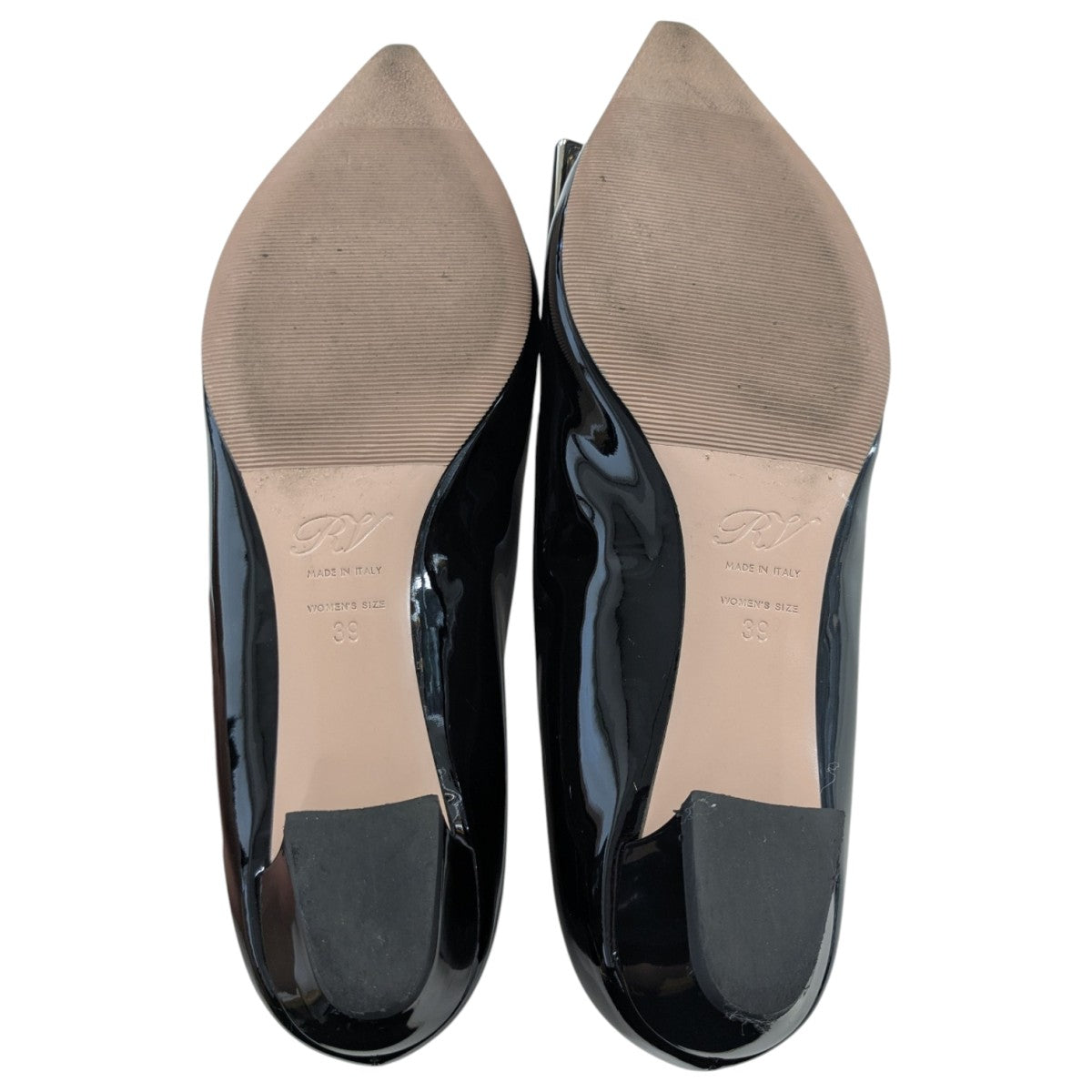 フラットパンプス