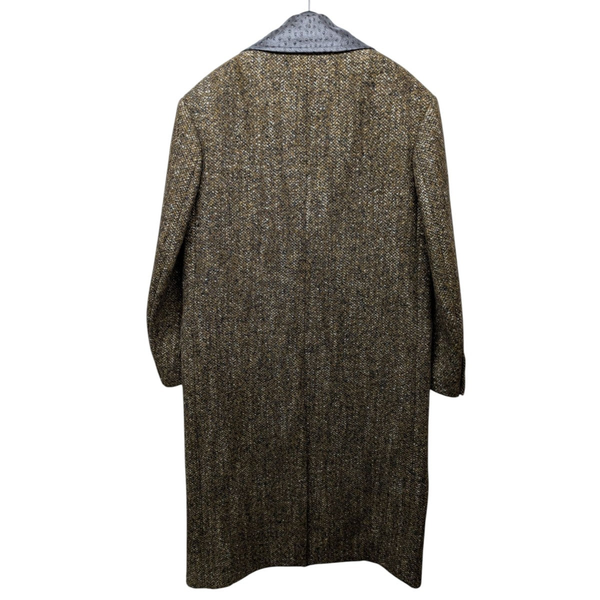 ボッテガヴェネタ ウールコート ダブル 軽いのに暖かい！ボッテガ・ヴェネタの最高級ホワイトカシミヤ製ダブル