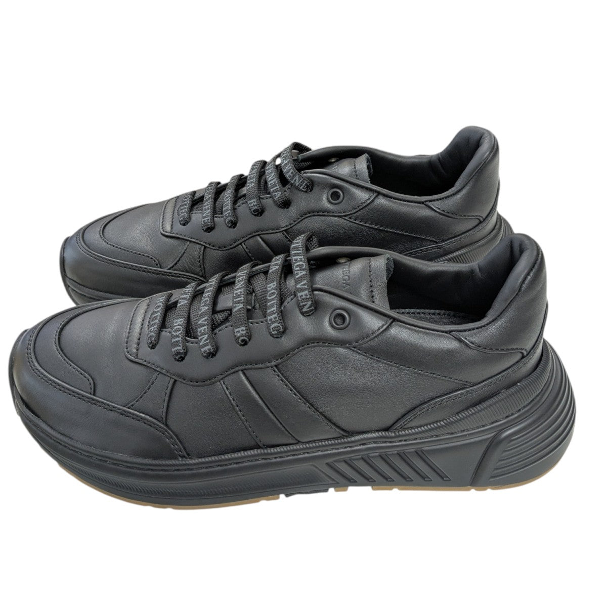 BOTTEGA VENETA(ボッテガヴェネタ) SPEED STAR584397 584397 ブラック