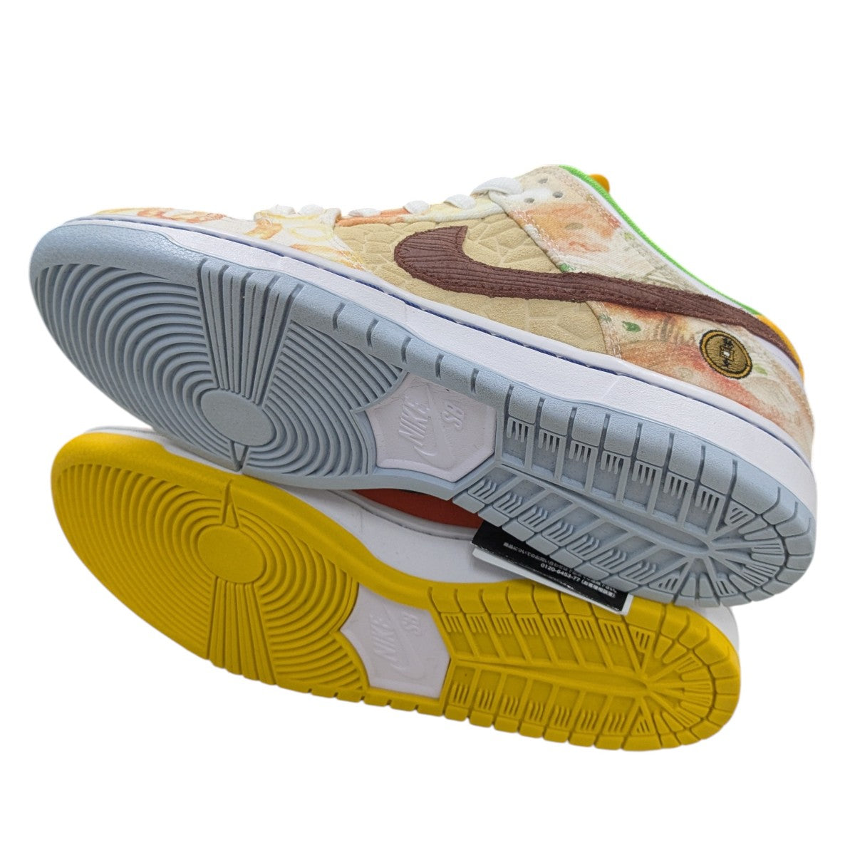 「DUNK LOW Street Hawker」スニーカー