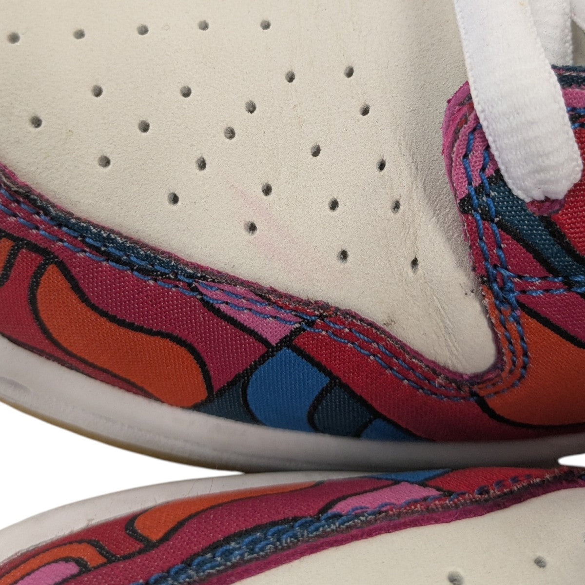 「DUNK LOW PRO QS Abstract Art」スニーカー