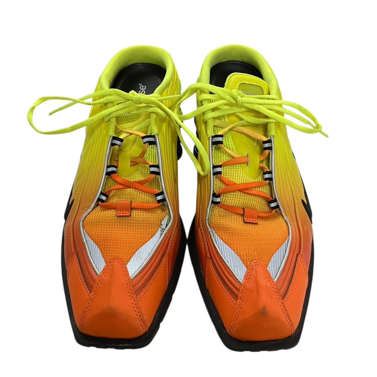 昭和レトロ　オレンジ　４セット Martine rose×NIKE 「Shox MR4」スニーカー DQ2401-800 セーフティ