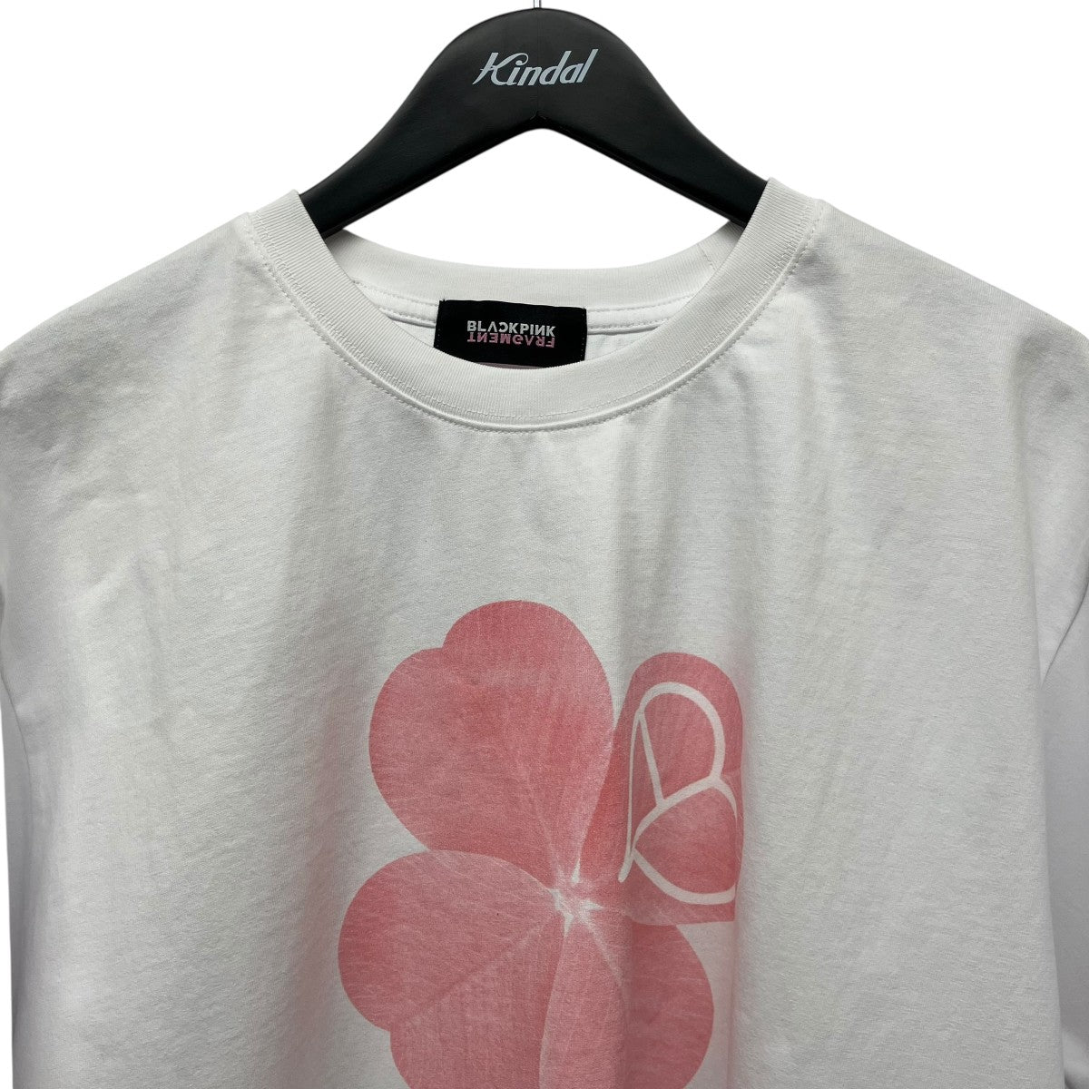BLACKPINK×FRAGMENT DESIGN Clover T-ShirtクローバープリントTシャツ 古着・中古-3枚目のアイテム画像