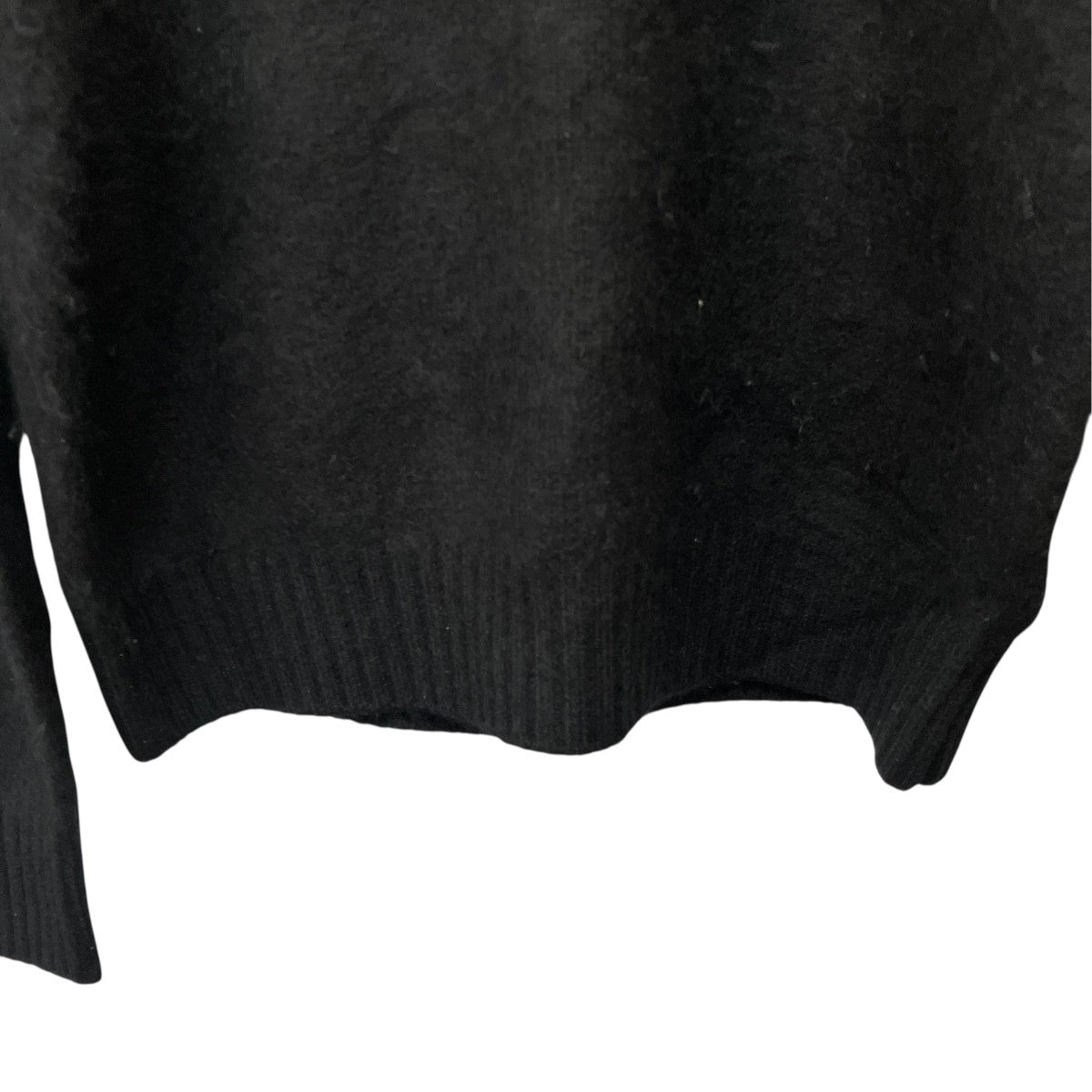 V Neck Black KnitVネックニット