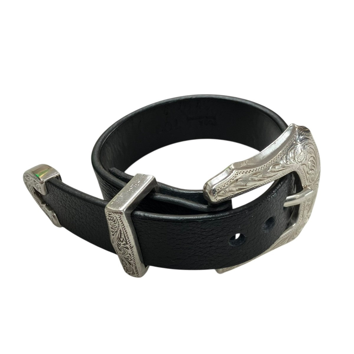 メタルバックルレザーブレスレット