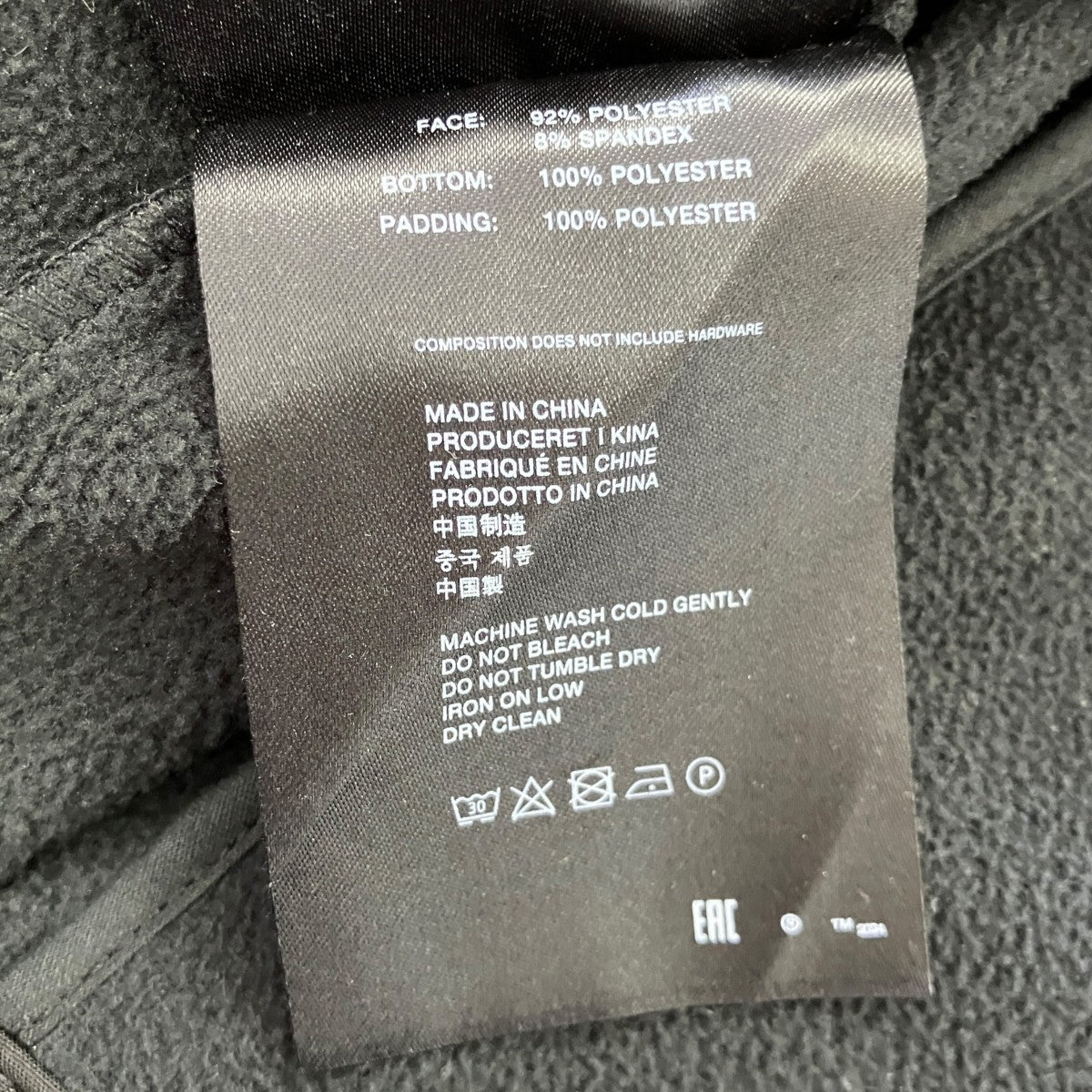 フーデッドZIP UPジャケット