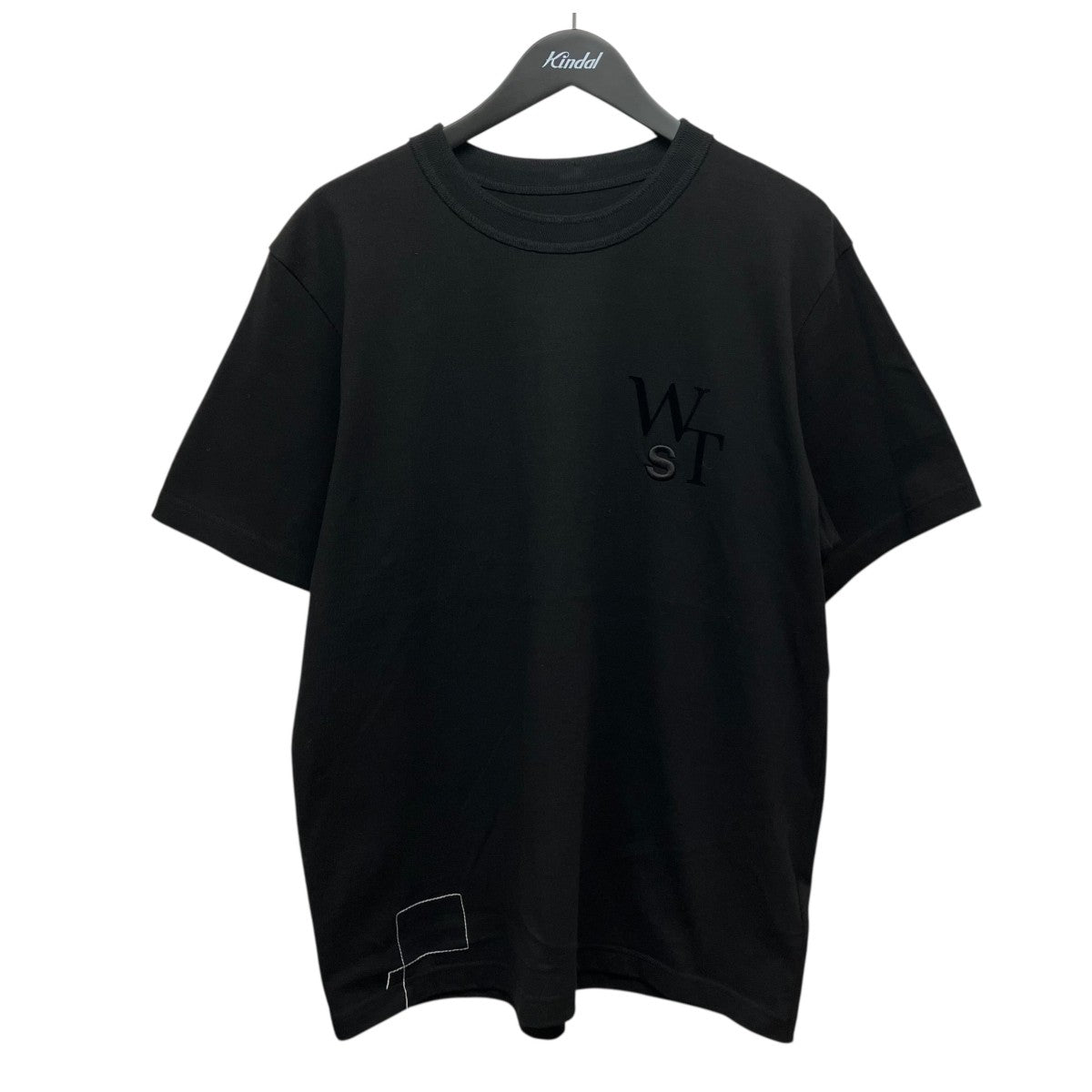 sacai×WTAPS 25SS「Flock Print T-Shirt」フロックプリントTシャツ 25