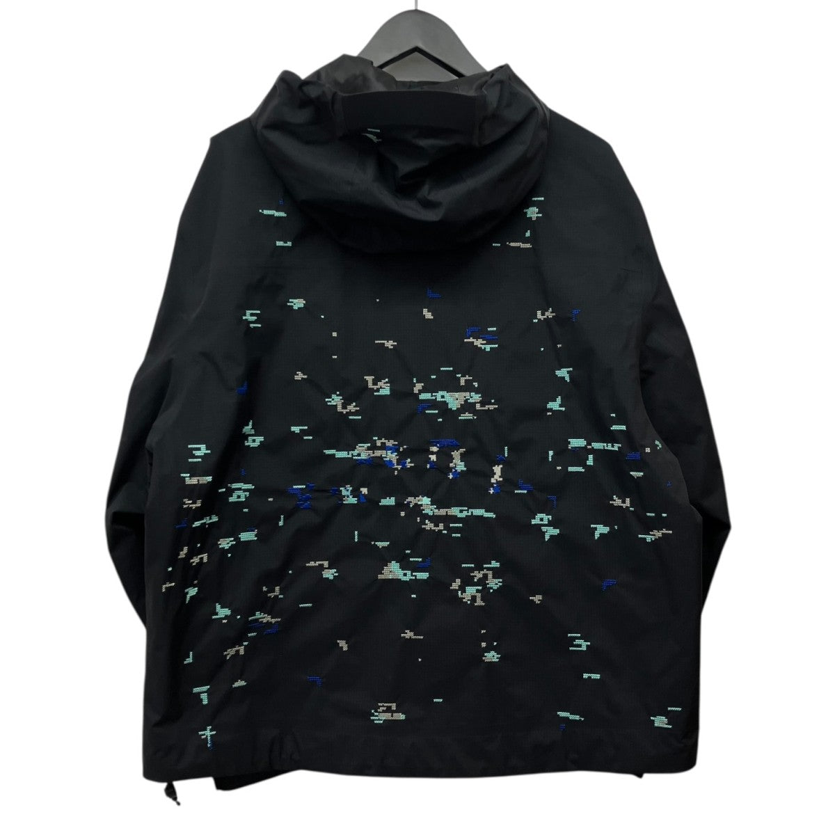 「AOI Shell Jacket」シェルジャケット