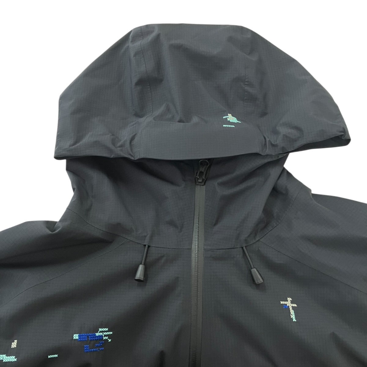 「AOI Shell Jacket」シェルジャケット