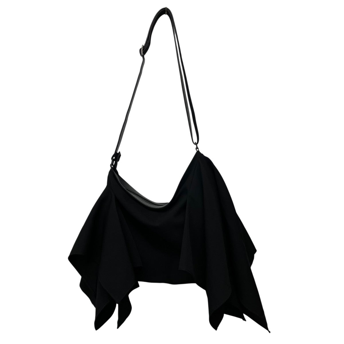 YOHJI YAMAMOTO COLLECTIONS ドレープショルダーバッグ 古着・中古-1枚目のアイテム画像