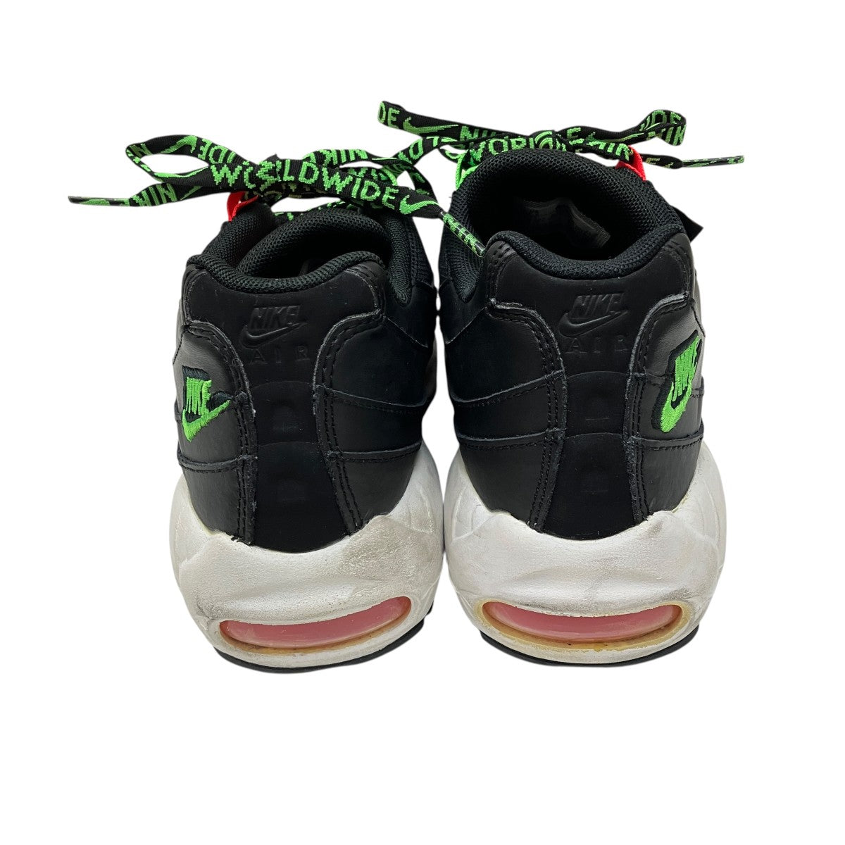 NIKE Women’s Air Max 95 Worldwide BlackスニーカーCV9030-001 古着・中古-2枚目のアイテム画像