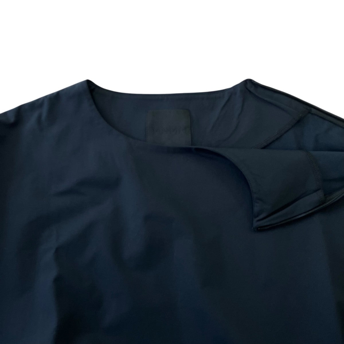 MNMM Minimal ShirtショルダージップTシャツ 古着・中古-3枚目のアイテム画像
