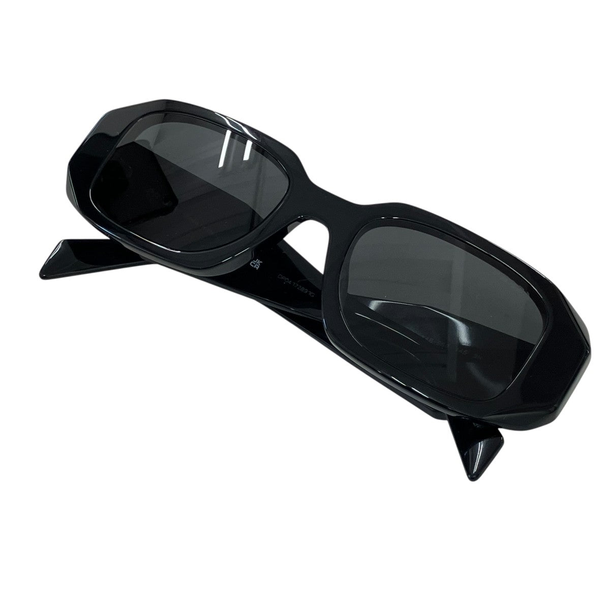 PRADA サングラスSPR 17W-F 古着・中古-1枚目のアイテム画像