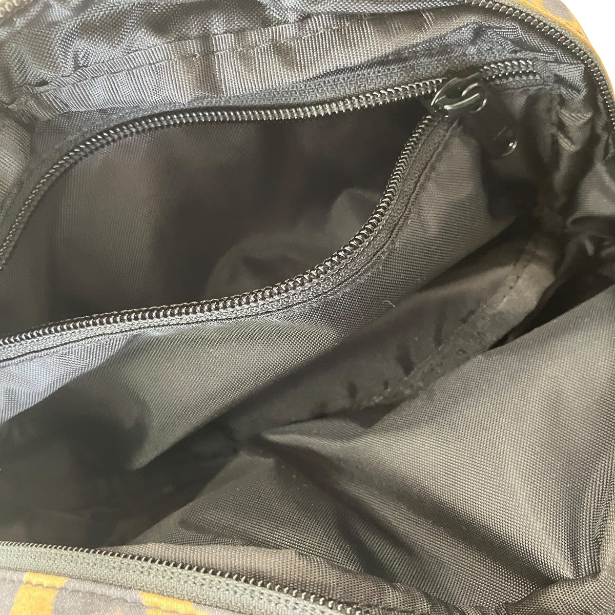 Supreme 20AWボックスロゴショルダーバッグ 古着・中古-5枚目のアイテム画像