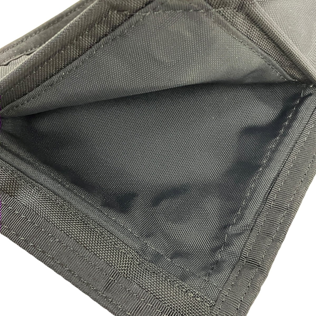 PAPERBACK POUCHショルダーバッグ