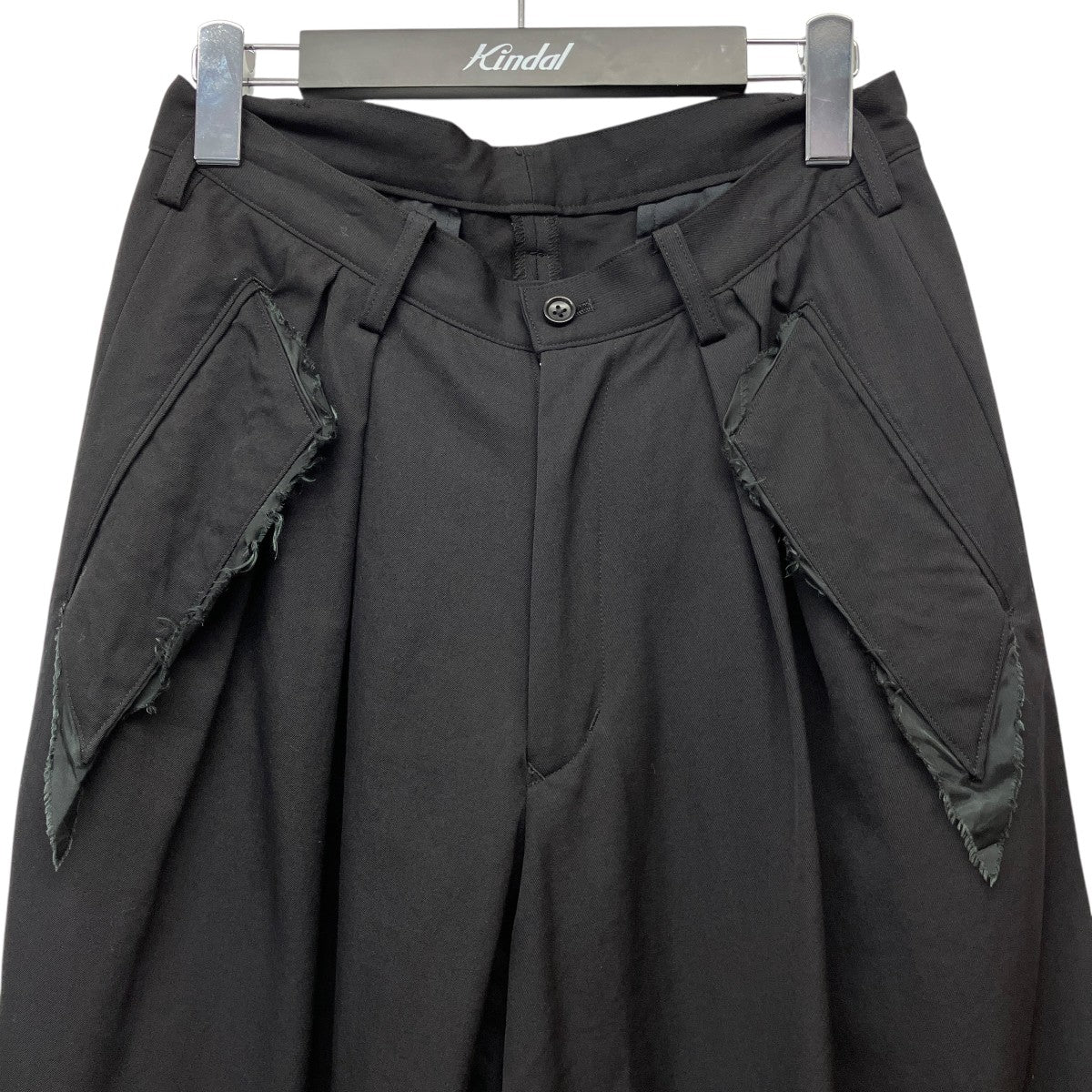ワイドカットオフパンツ