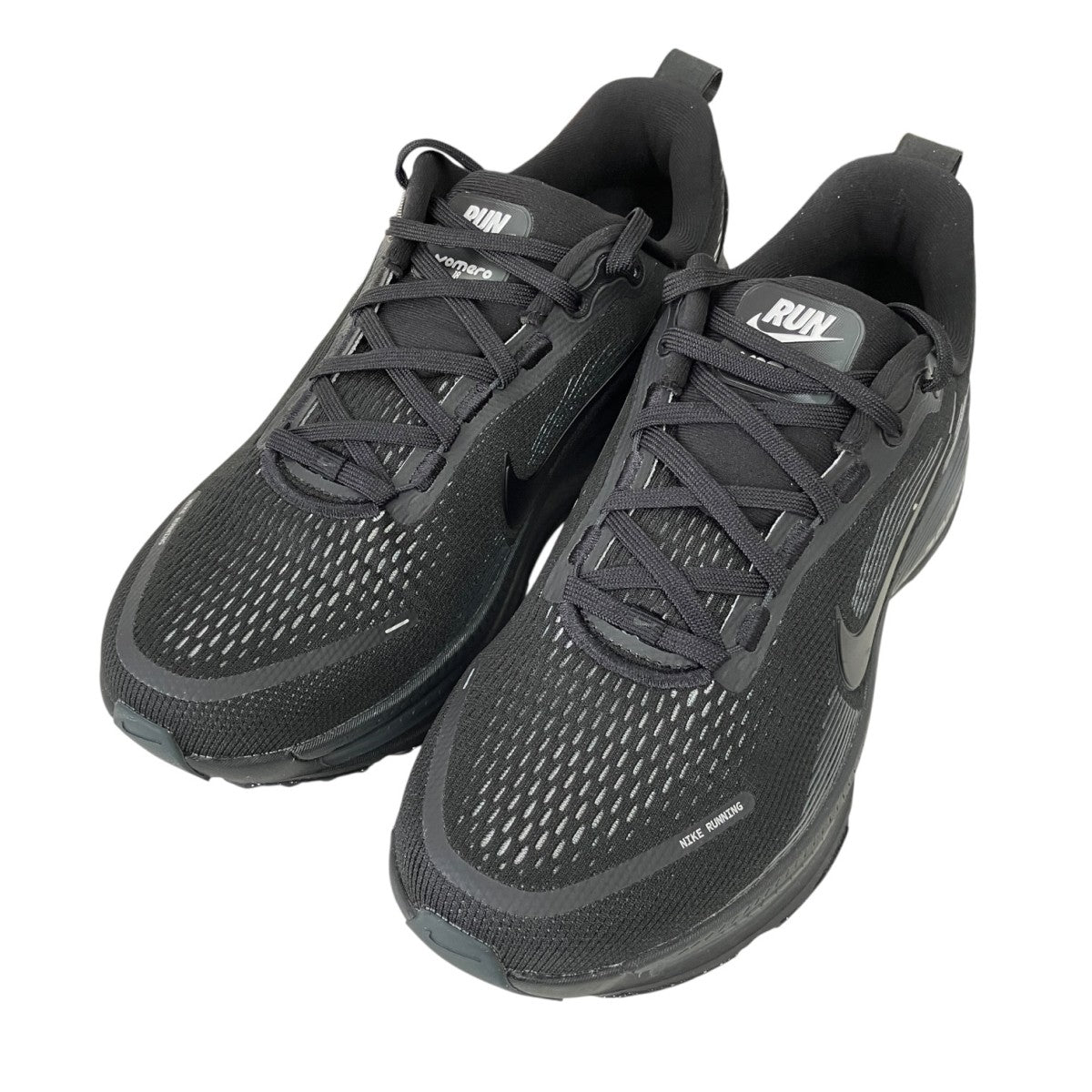 Vomero 18ボメロ 18ロードランニングシューズ スニーカーHM6803-005