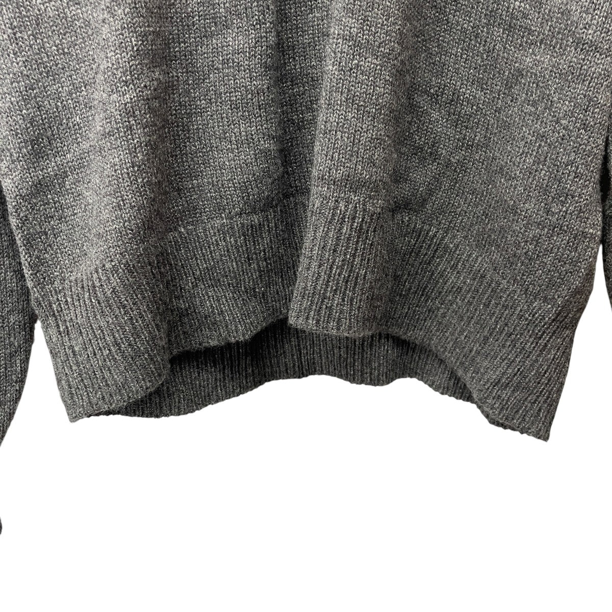 25AWLIGHT CASHMERE KNIT V-NECK P OVネックカシミヤニットA25AV03CJ