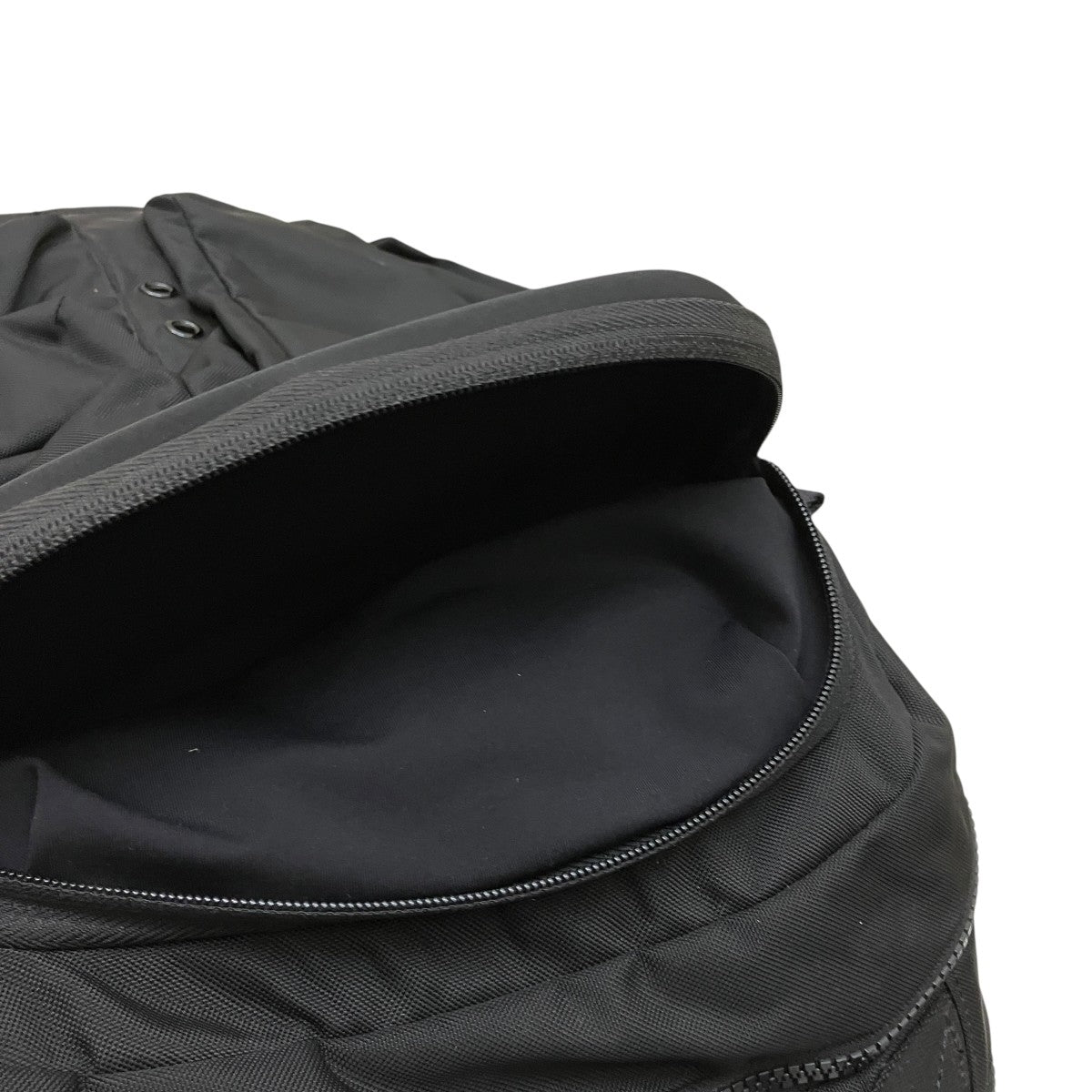 Cruiser Backpack ユニセックスリュック