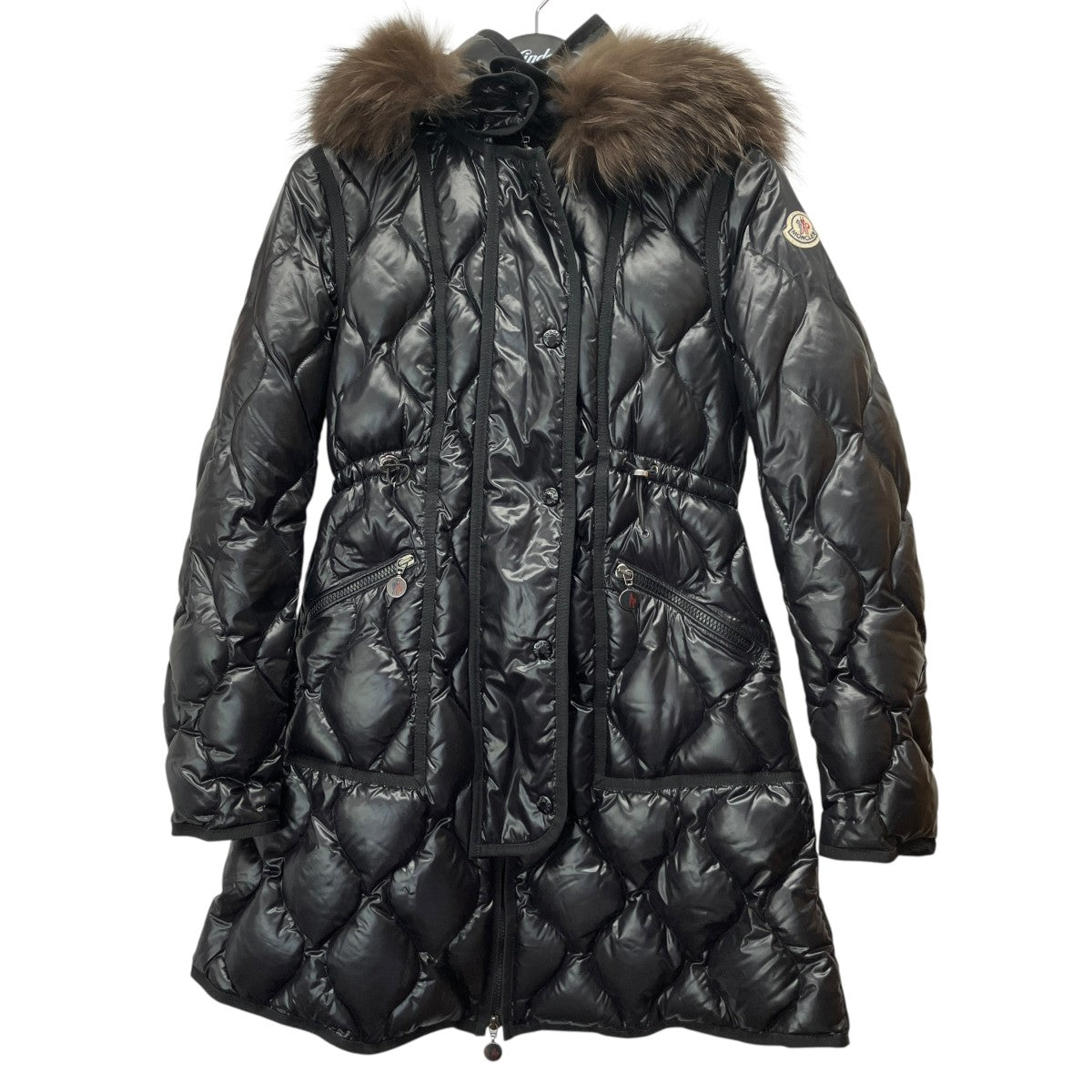 MONCLER LONTREロゴワッペンフーデットファーダウンコート122-093-49974-25 古着・中古-1枚目のアイテム画像