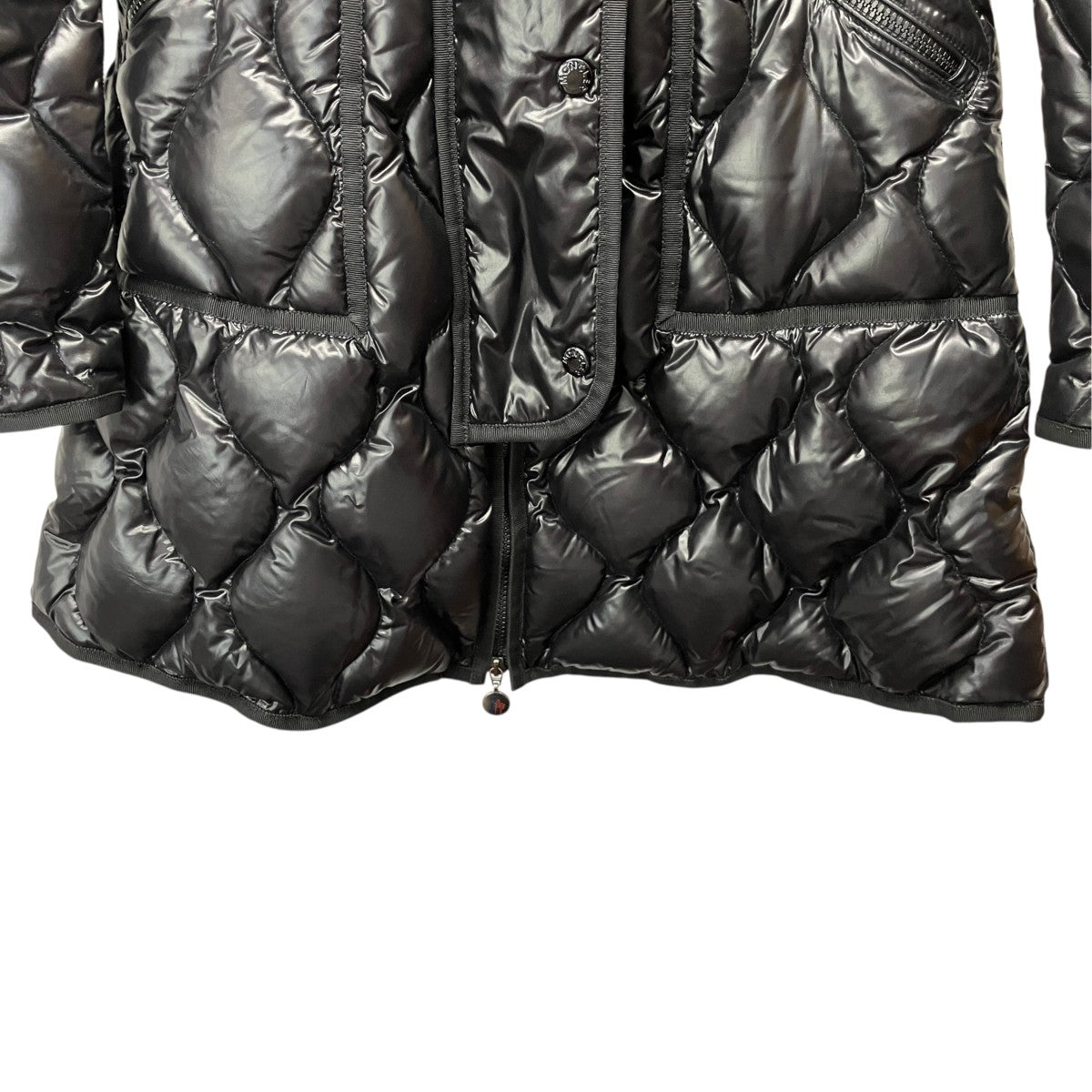 MONCLER LONTREロゴワッペンフーデットファーダウンコート122-093-49974-25 古着・中古-4枚目のアイテム画像