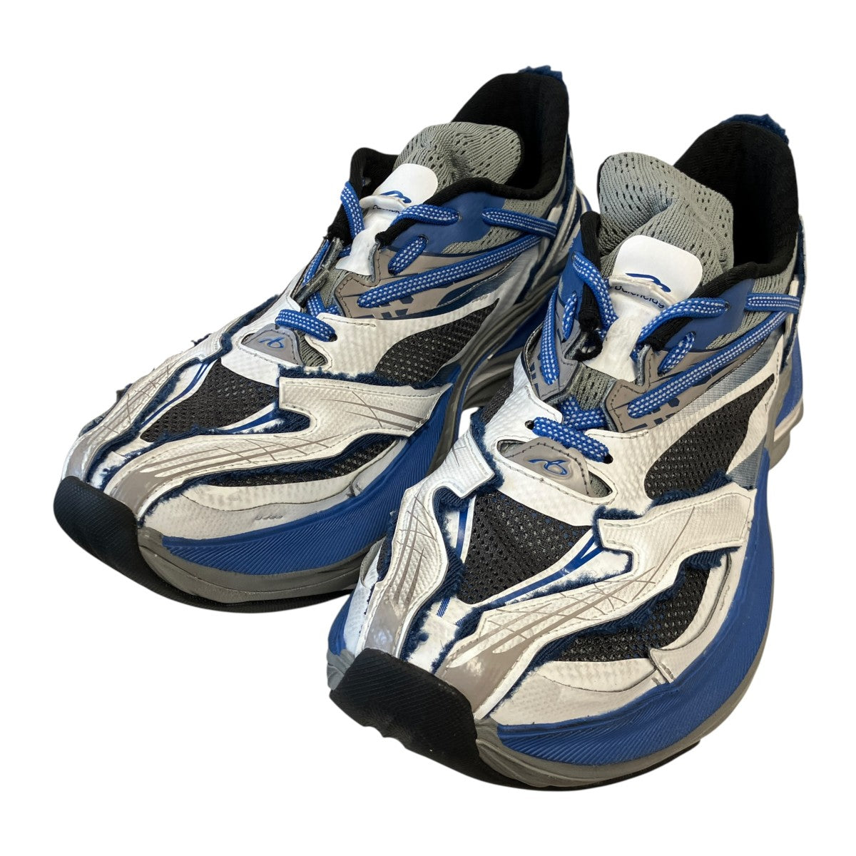BALENCIAGA 26AWJETジェットスニーカー872642 古着・中古-1枚目のアイテム画像