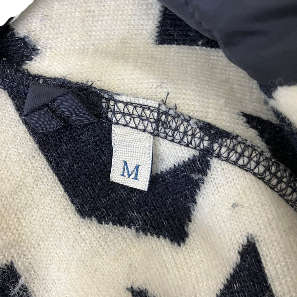 MONCLER 23AWモノグラム ジップアップフリースジャケットI20918G00063 古着・中古-5枚目のアイテム画像