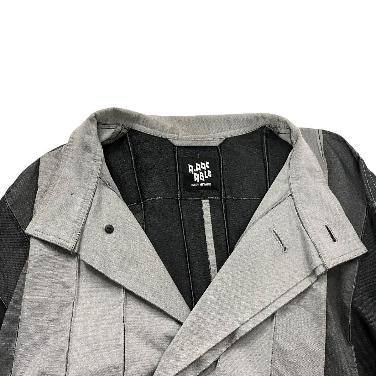 A-POC ABLE ISSEY MIYAKE 25AW×寒川裕人プリーツジャケットAT53-FC901 古着・中古-3枚目のアイテム画像
