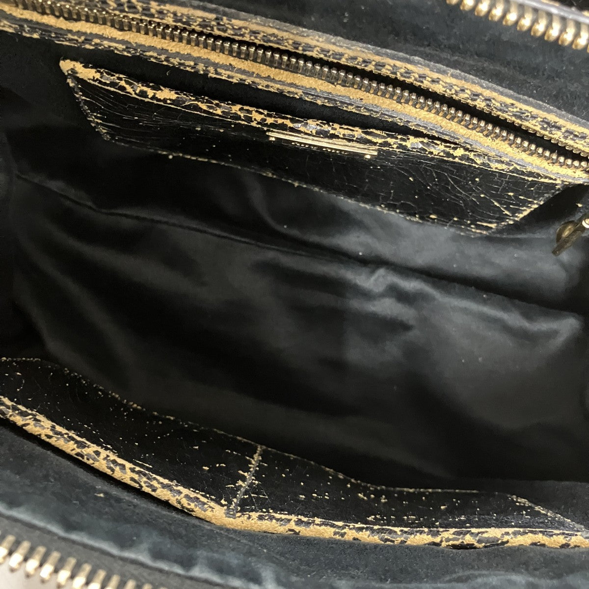 MIU MIU 00s2WAYクラックレレザーフラップバッグ 古着・中古-6枚目のアイテム画像