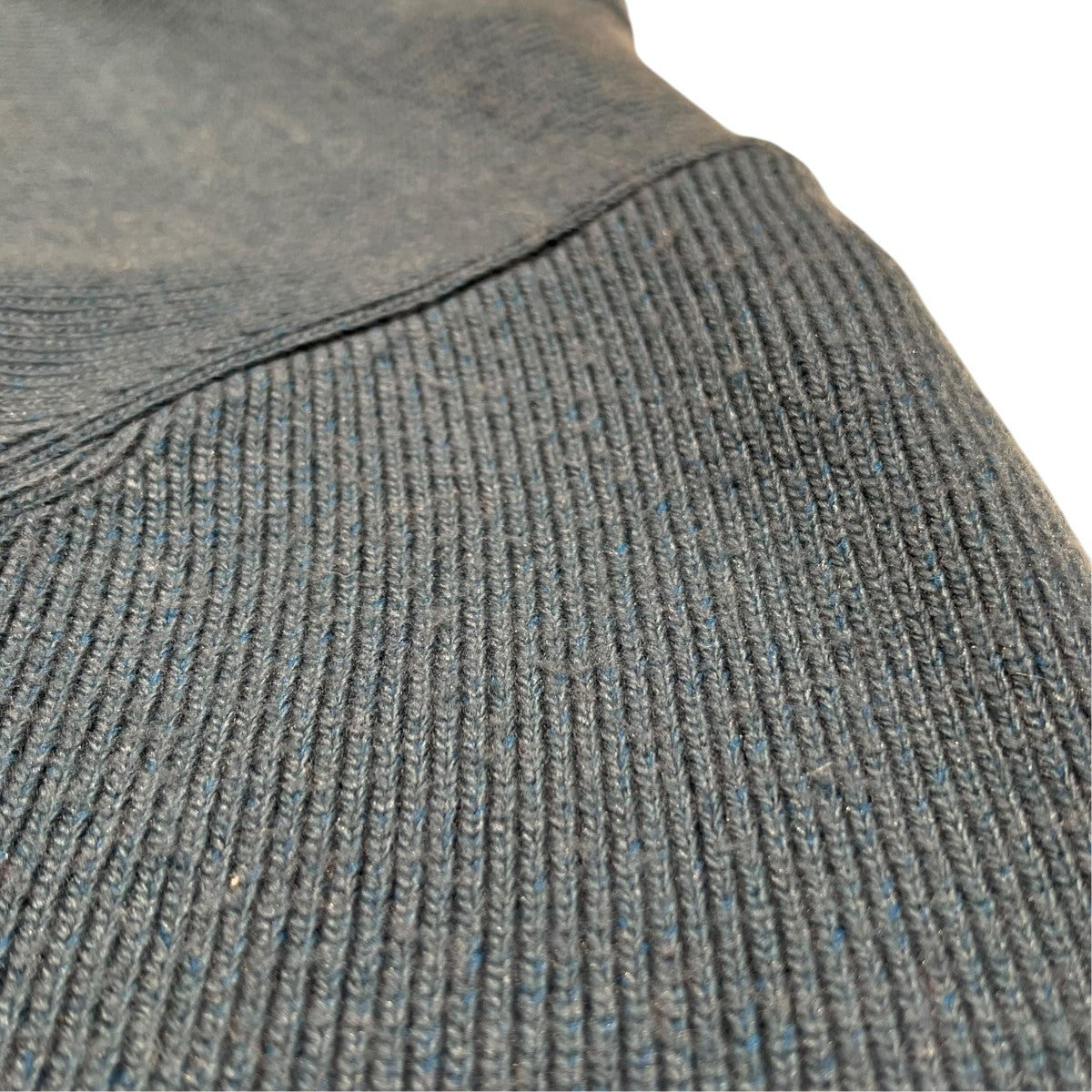 SLANT CUT KNIT TOPS