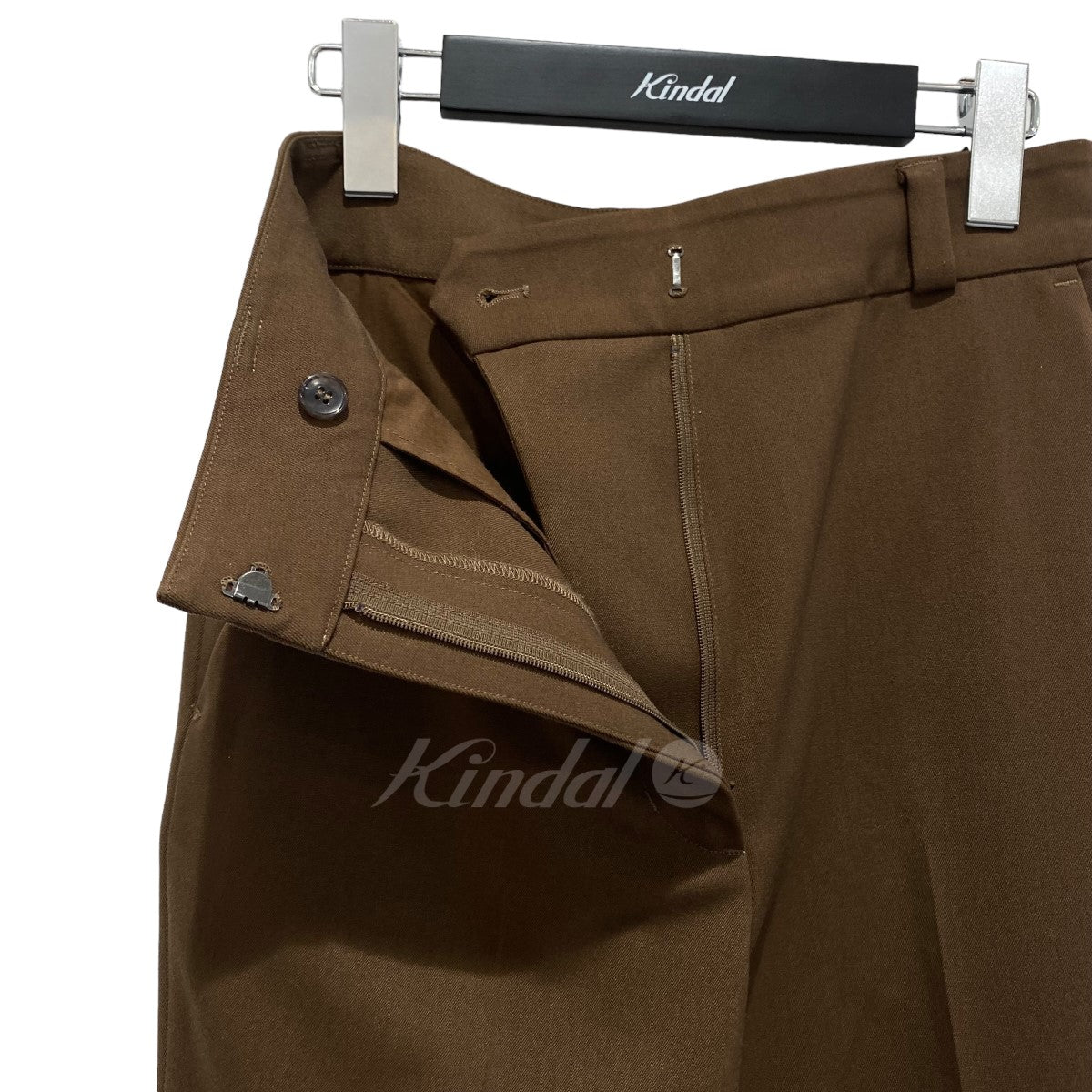 21AW センタープレスフレアパンツ