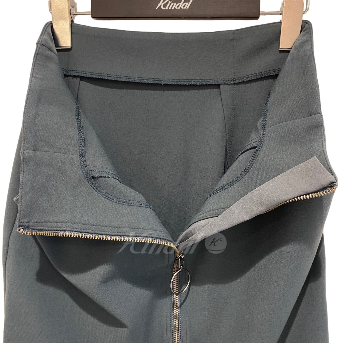 ジップタイトスカート