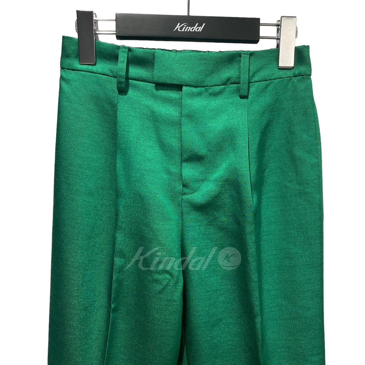光沢素材 JELLY COLOR USEFUL PANTS タックテーパードパンツ